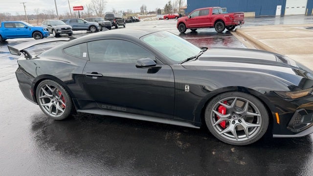 2025 Ford Mustang GT Premium Shelby GT350