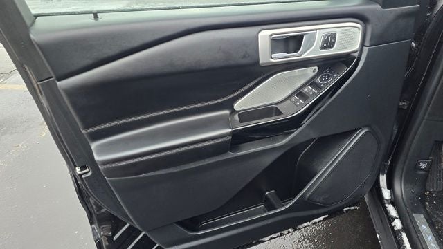 2023 Ford Explorer Platinum