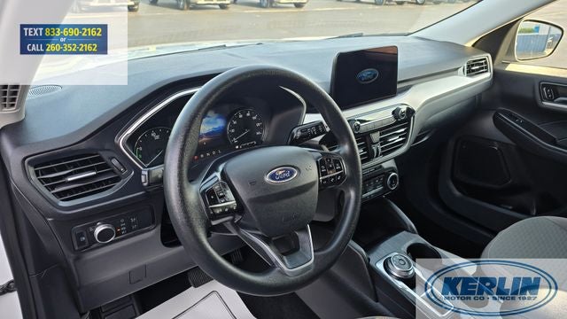 2022 Ford Escape Hybrid SE