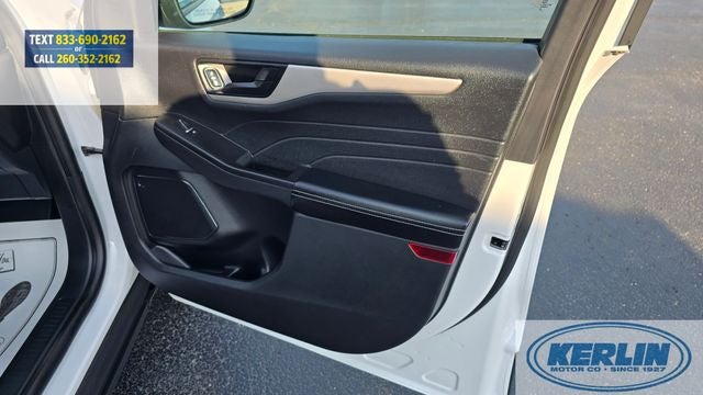 2022 Ford Escape Hybrid SE