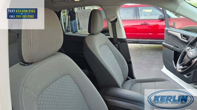 2022 Ford Escape Hybrid SE