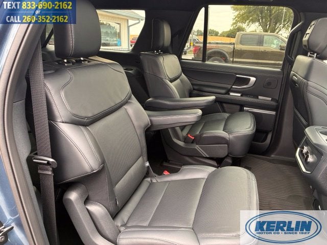 2027 Ford Expedition Max Platinum Stealth Performance Package