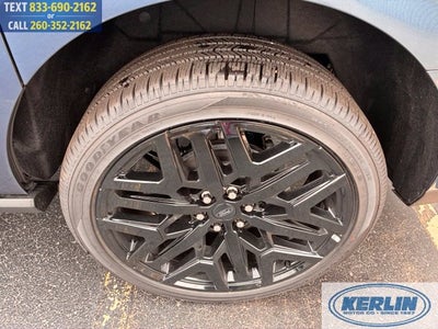 2027 Ford Expedition Max Platinum Stealth Performance Package