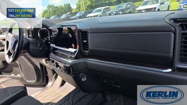 2024 Chevrolet Silverado 1500 LT LT1