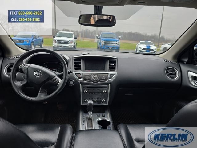 2017 Nissan Pathfinder SL