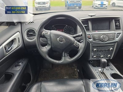 2017 Nissan Pathfinder SL