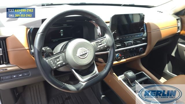 2025 Nissan Pathfinder Platinum