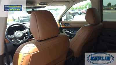 2025 Nissan Pathfinder Platinum