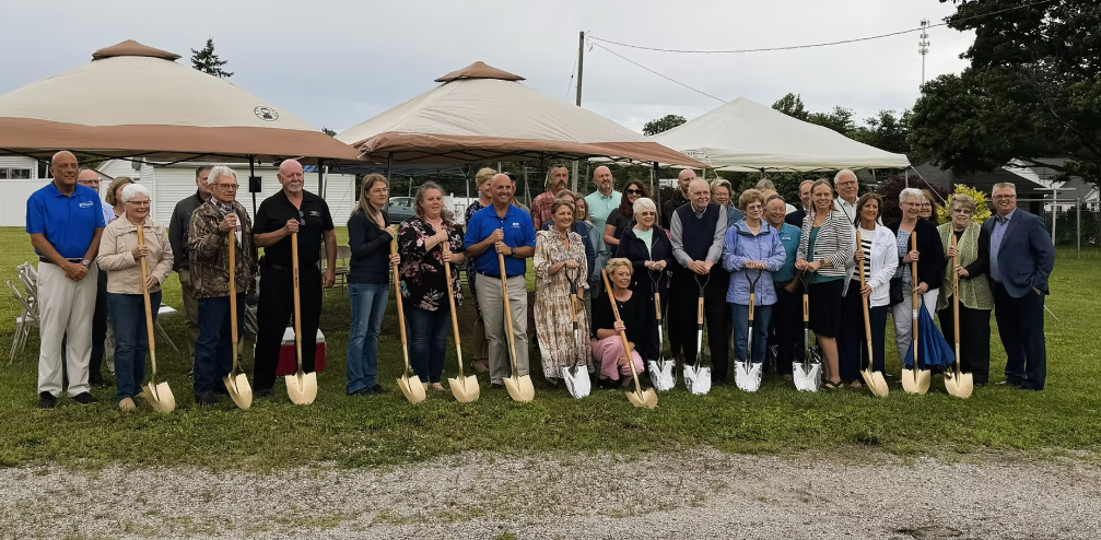 Silver Lake community center groundbreaking or construction